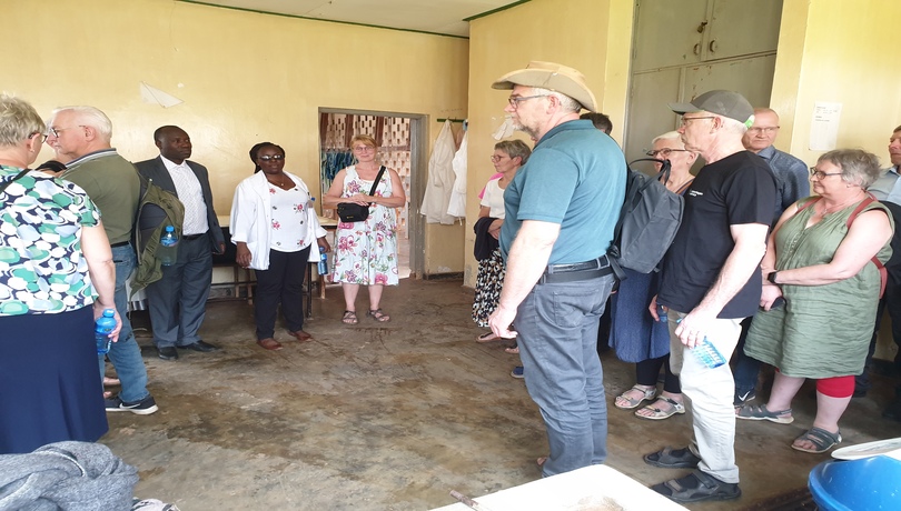 Denmark friends visiting a laundry department